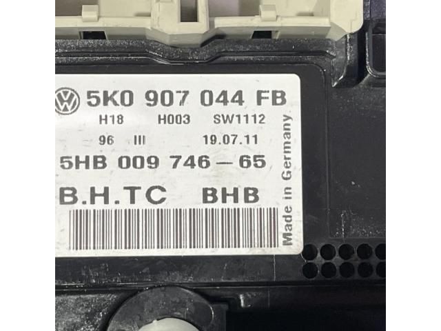 bontott VW PASSAT B7 Fűtéskapcsoló (digit klímás)