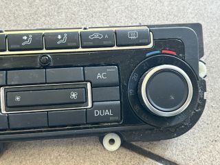 bontott VW PASSAT B7 Fűtéskapcsoló (digit klímás)