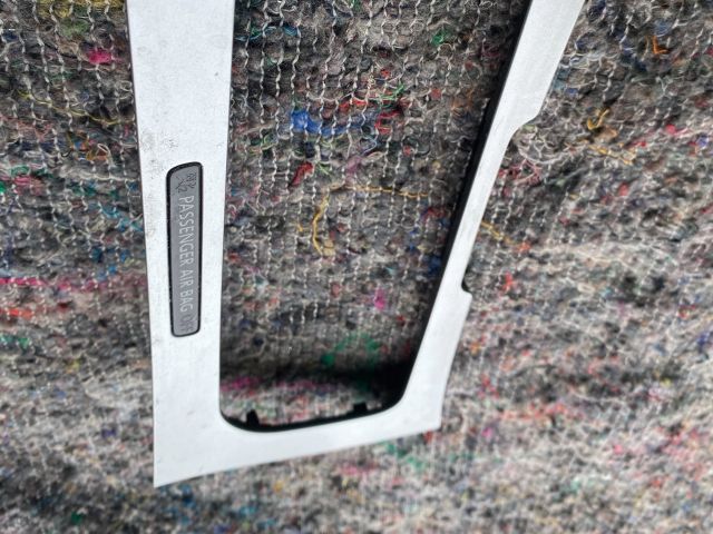 bontott VW PASSAT B7 Fűtéskapcsoló Keret