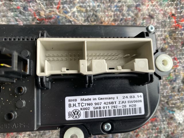 bontott VW PASSAT B7 Fűtéskapcsoló (manuális klímás)