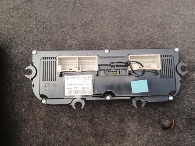 bontott VW PASSAT B7 Fűtéskapcsoló