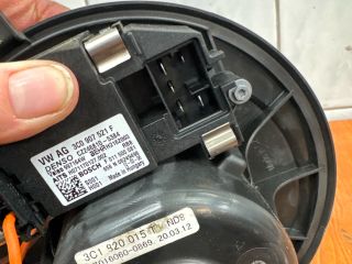 bontott VW PASSAT B7 Fűtőmotor (Klímás)