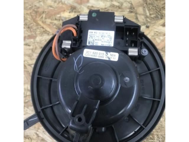 bontott VW PASSAT B7 Fűtőmotor (Klímás)