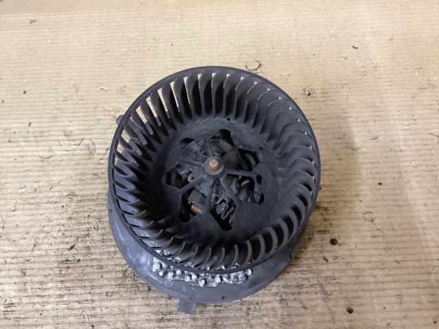 bontott VW PASSAT B7 Fűtőmotor (Klímás)