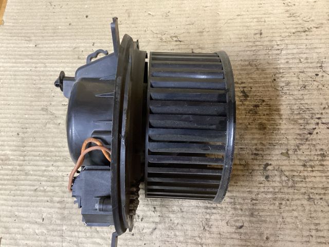 bontott VW PASSAT B7 Fűtőmotor (Klímás)