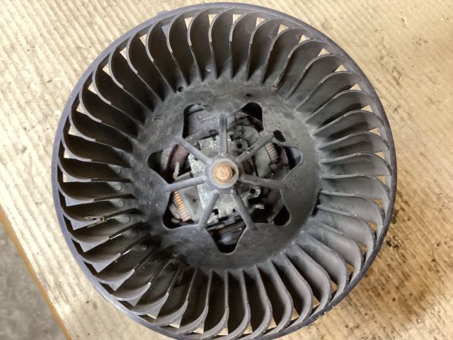 bontott VW PASSAT B7 Fűtőmotor (Klímás)