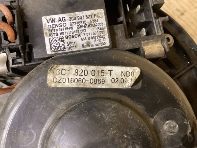 bontott VW PASSAT B7 Fűtőmotor (Klímás)