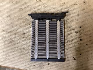 bontott VW PASSAT B7 Fűtőradiátor (Elektromos)