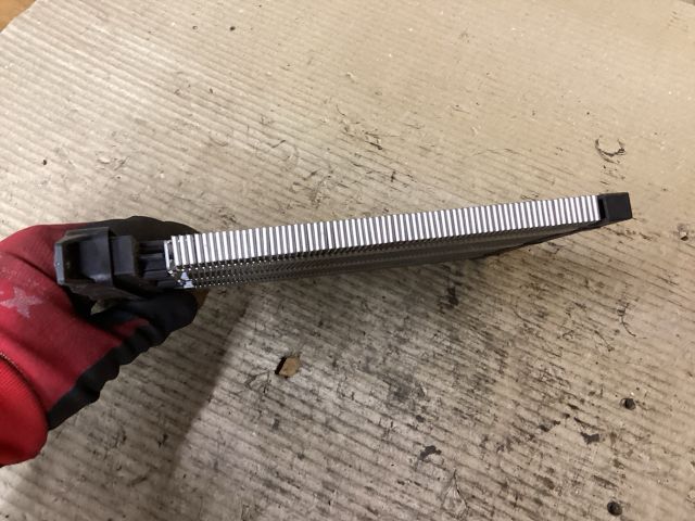 bontott VW PASSAT B7 Fűtőradiátor (Elektromos)