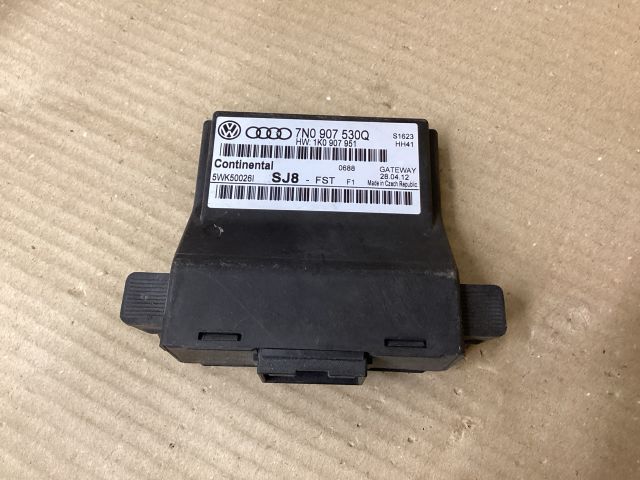 bontott VW PASSAT B7 Gateway Elektronika