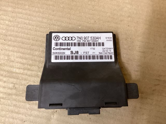 bontott VW PASSAT B7 Gateway Elektronika