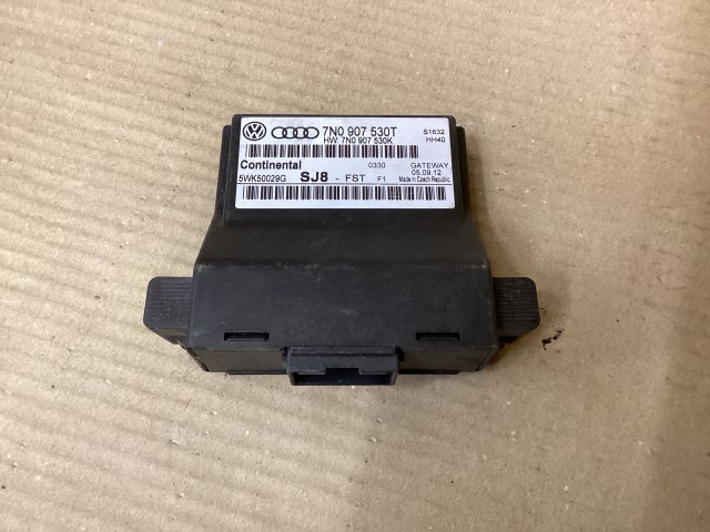 bontott VW PASSAT B7 Gateway Elektronika