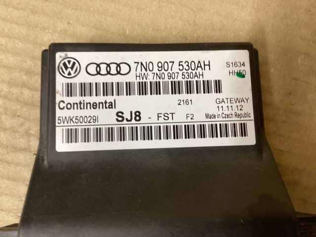 bontott VW PASSAT B7 Gateway Elektronika