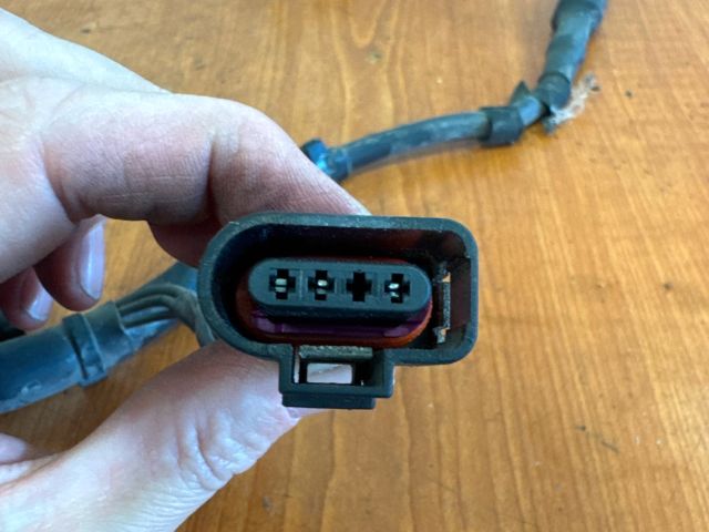 bontott VW PASSAT B7 Generátor Kábelköteg