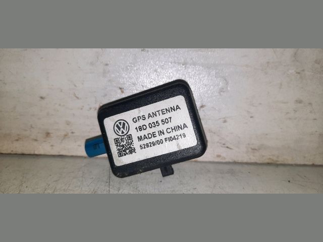 bontott VW PASSAT B7 GPS Antenna