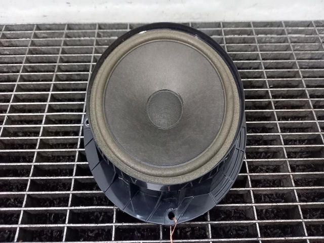 bontott VW PASSAT B7 Hangszóró (Pozíciófüggetlen)