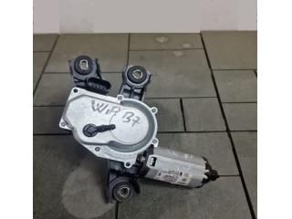 bontott VW PASSAT B7 Hátsó Ablaktörlő Motor