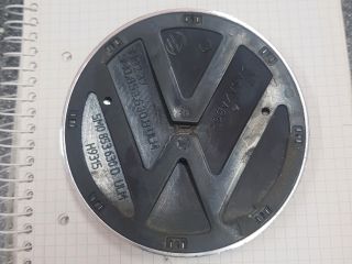 bontott VW PASSAT B7 Hátsó Embléma