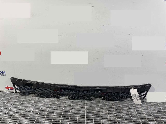 bontott VW PASSAT B7 Hátsó középső Lökhárító Tartó (Műanyag)