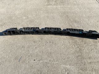 bontott VW PASSAT B7 Hátsó középső Lökhárító Tartó (Műanyag)