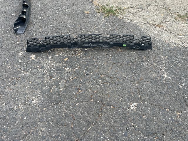 bontott VW PASSAT B7 Hátsó középső Lökhárító Tartó (Műanyag)