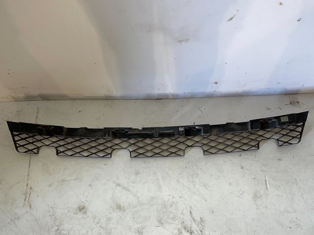 bontott VW PASSAT B7 Hátsó középső Lökhárító Tartó (Műanyag)