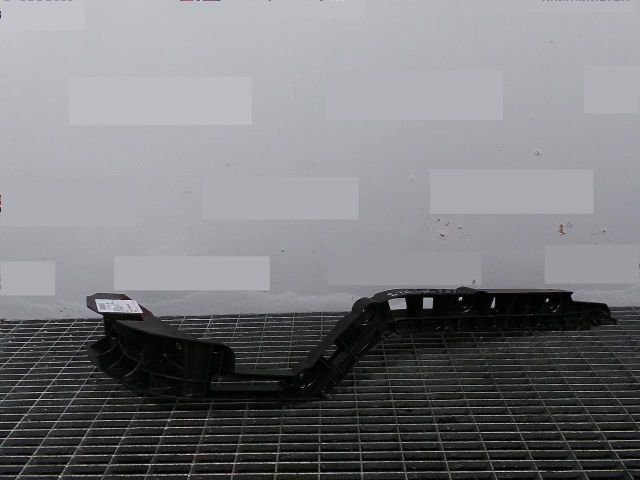 bontott VW PASSAT B7 Hátsó középső Lökhárító Tartó (Műanyag)