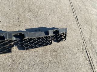 bontott VW PASSAT B7 Hátsó középső Lökhárító Tartó (Műanyag)