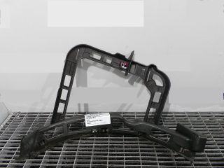 bontott VW PASSAT B7 Hátsó középső Lökhárító Tartó (Műanyag)