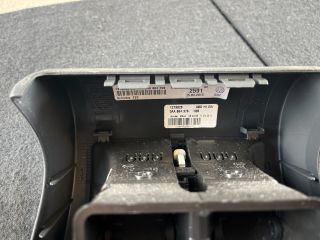 bontott VW PASSAT B7 Hátsó középső Szellőző