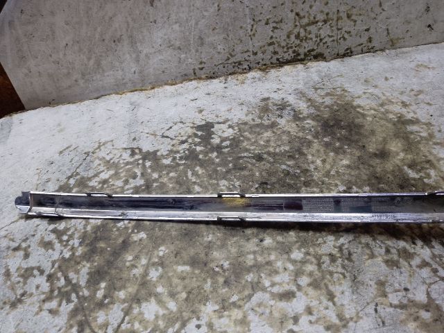 bontott VW PASSAT B7 Hátsó Lökhárító Díszléc