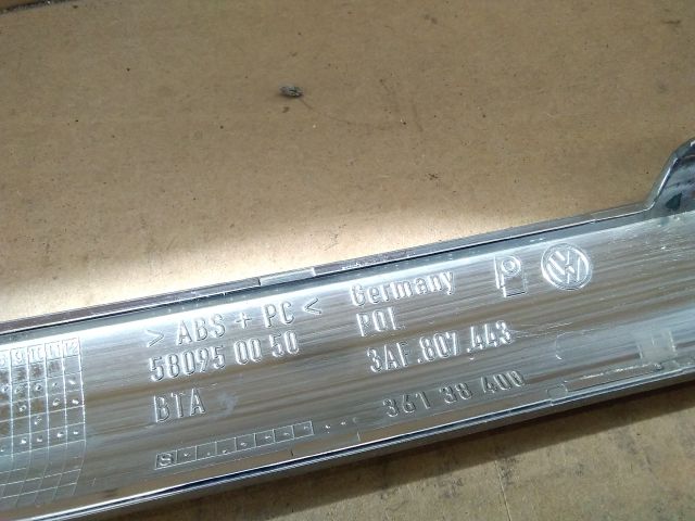 bontott VW PASSAT B7 Hátsó Lökhárító Díszléc