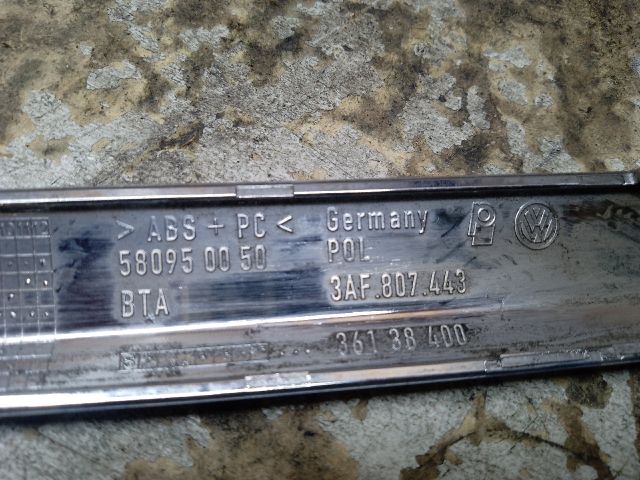 bontott VW PASSAT B7 Hátsó Lökhárító Díszléc