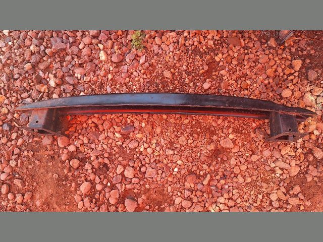 bontott VW PASSAT B7 Hátsó Lökhárító Merevítő (Fém)