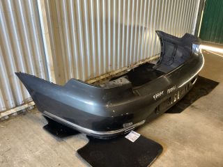 bontott VW PASSAT B7 Hátsó Lökhárító (Részeivel)