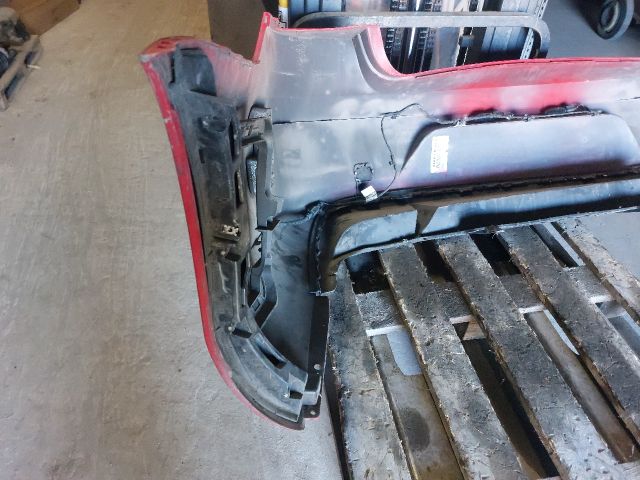 bontott VW PASSAT B7 Hátsó Lökhárító (Részeivel)