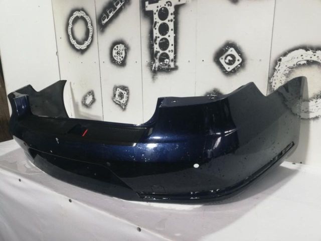 bontott VW PASSAT B7 Hátsó Lökhárító (Üresen)