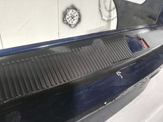 bontott VW PASSAT B7 Hátsó Lökhárító (Üresen)