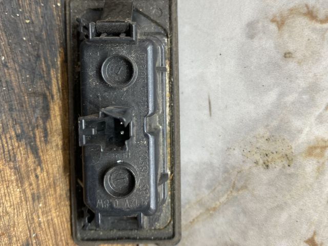 bontott VW PASSAT B7 Hátsó Rendszámtábla Világítás