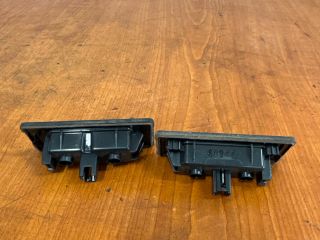 bontott VW PASSAT B7 Hátsó Rendszámtábla Világítás