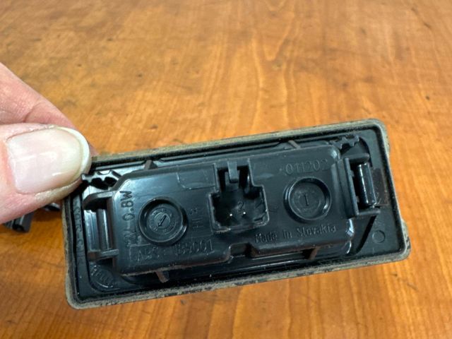 bontott VW PASSAT B7 Hátsó Rendszámtábla Világítás