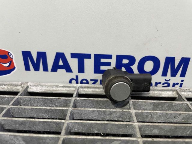 bontott VW PASSAT B7 Hátsó Tolatóradar Fej