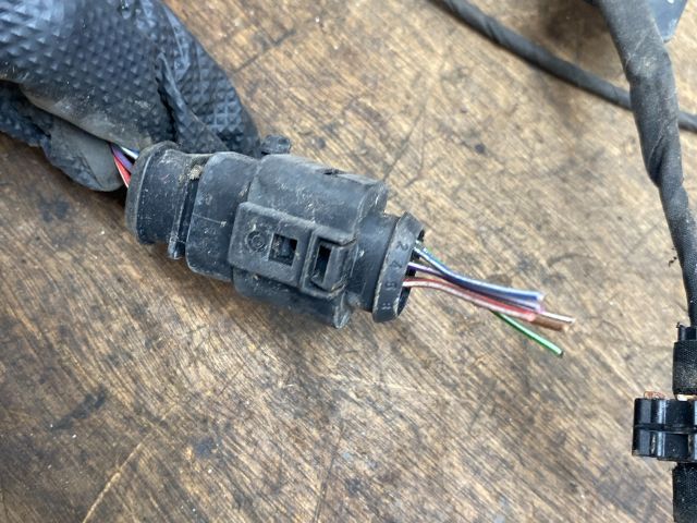 bontott VW PASSAT B7 Hátsó Tolatóradar Kábelköteg