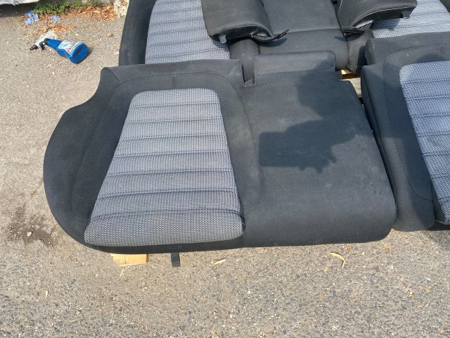 bontott VW PASSAT B7 Hátsó Ülés Szett