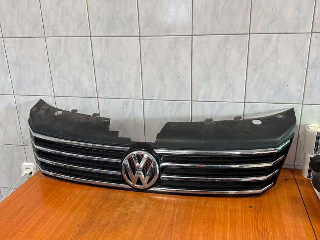 bontott VW PASSAT B7 Hűtőrács