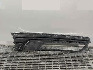 bontott VW PASSAT B7 Hűtőrács