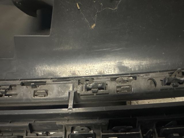 bontott VW PASSAT B7 Hűtőrács