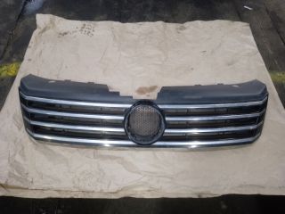 bontott VW PASSAT B7 Hűtőrács