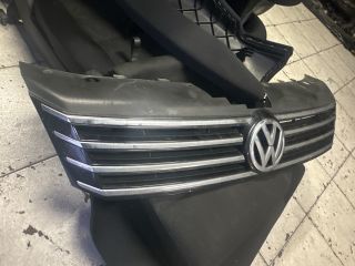 bontott VW PASSAT B7 Hűtőrács