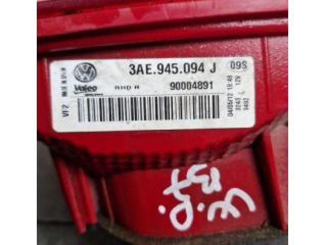 bontott VW PASSAT B7 Jobb Belső Hátsó Lámpa